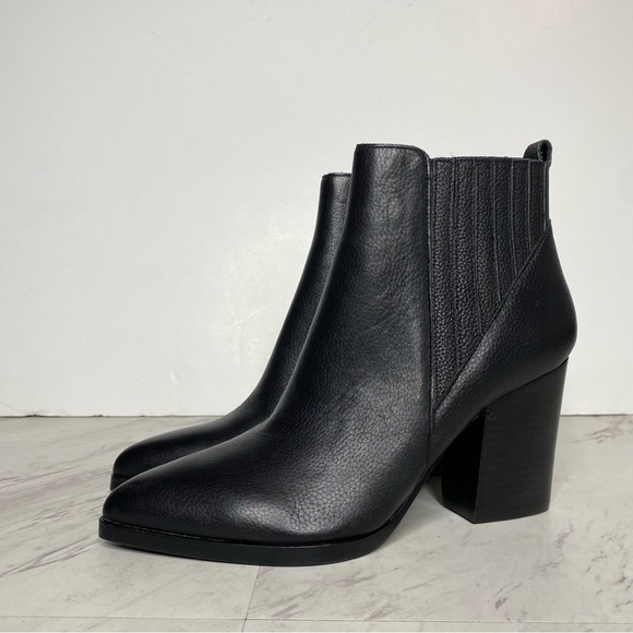 Marc Fisher Alva Black Leather Heeled Bootie 10M - Picture 14 of 14